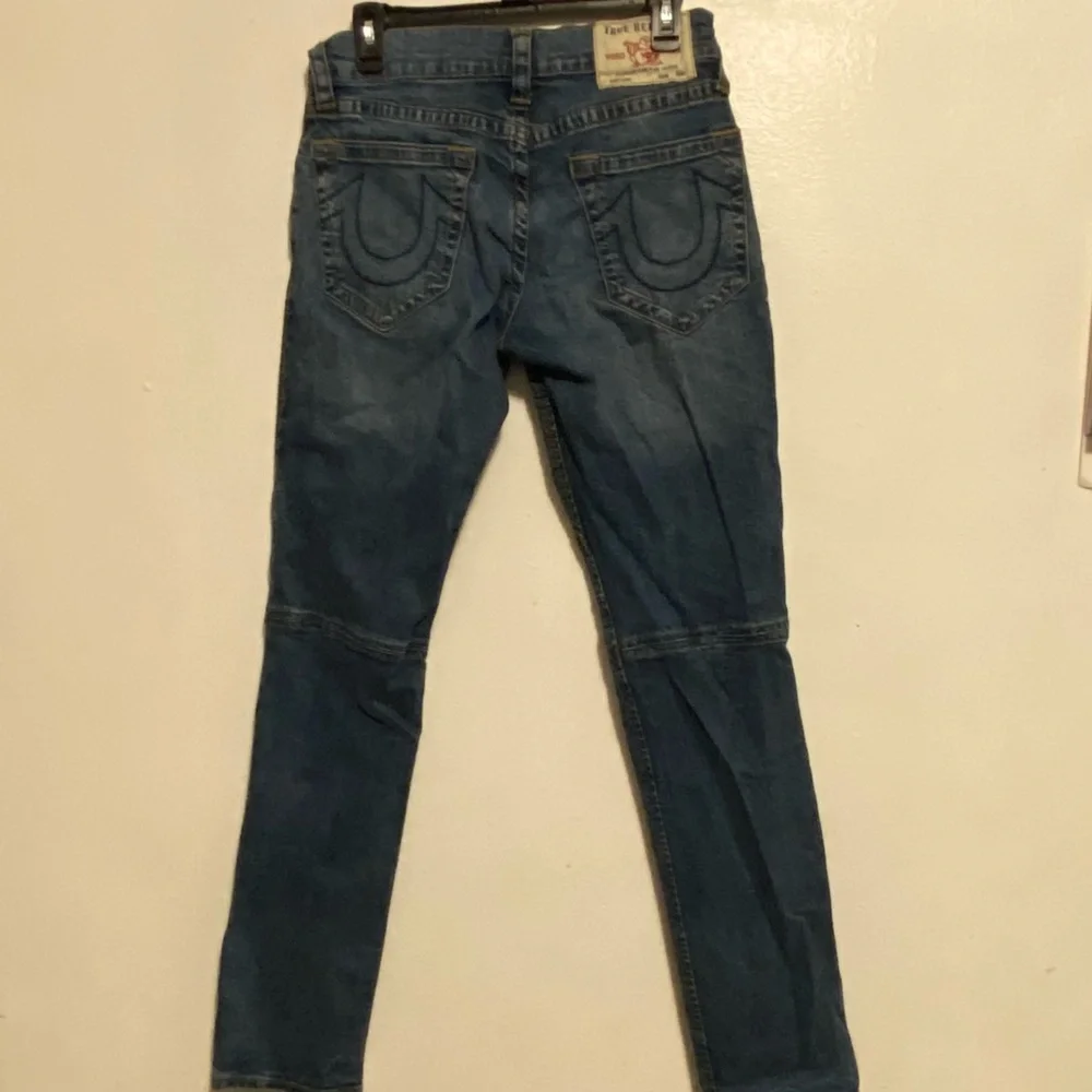 True Religion Jeans Mens Size 29 Geno Relaxed Slim Dark Wash‎ Preppy